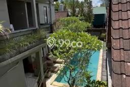 Disewakan Komersial di Kawasan Ramai Munggu Luas 1100m2 Disewakan Komersial di Kawasan Ramai Munggu Luas 1100m2