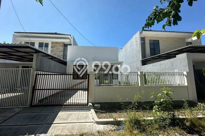 Rumah Minimalis 2 KT LT 179m2 di Surabaya Kota Rumah Minimalis 2 KT LT 179m2 di Surabaya Kota