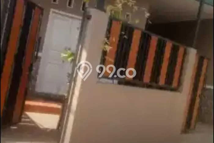 Jual Rumah Bagus Siap Huni LB 110m2 di Bekasi Barat, Bekasi Jual Rumah Bagus Siap Huni LB 110m2 di Bekasi Barat, Bekasi