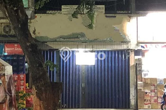 Unit Ruko Paling Strategis di Duren Sawit Jakarta Timur dengan LB 54m2 Unit Ruko Paling Strategis di Duren Sawit Jakarta Timur dengan LB 54m2