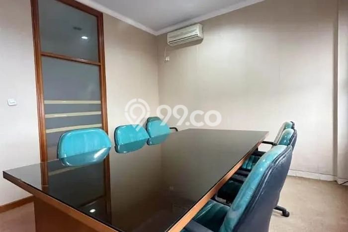 Unit Ruko Dijual di Jakarta Selatan LT 153m2 & LB 200m2 Unit Ruko Dijual di Jakarta Selatan LT 153m2 & LB 200m2