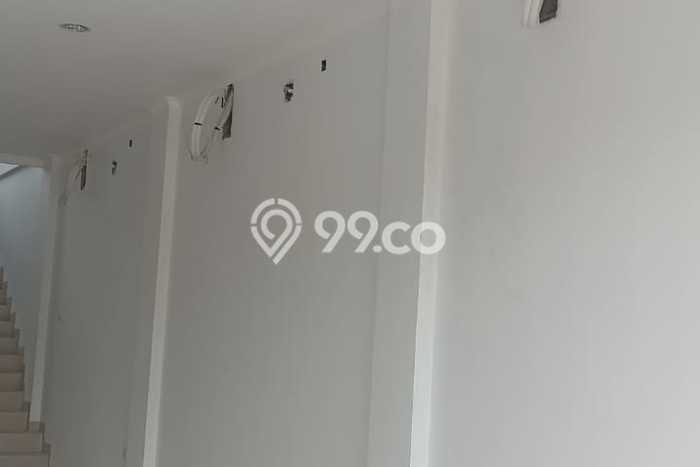 Unit Ruko Disewa Lokasi Duren Sawit, Jakarta Timur Spesifikasi Luas Bangunan 76m2 Unit Ruko Disewa Lokasi Duren Sawit, Jakarta Timur Spesifikasi Luas Bangunan 76m2