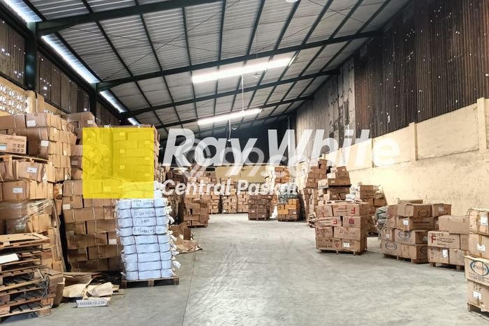 Unit Komersial Disewakan di Bandung Kawasan Strategis Harga Kompetitif Unit Komersial Disewakan di Bandung Kawasan Strategis Harga Kompetitif