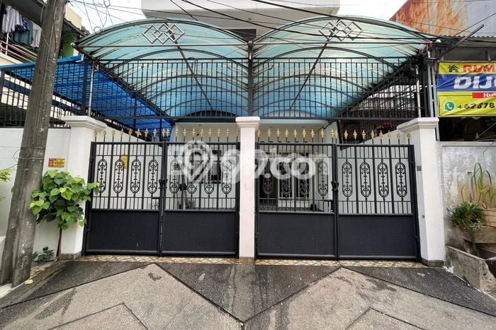 Rumah Strategis Minimalis Lb 150m2 di Penjaringan, Jakarta Utara Rumah Strategis Minimalis Lb 150m2 di Penjaringan, Jakarta Utara