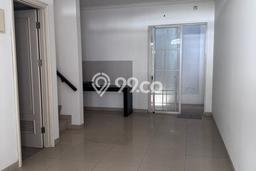 Disewakan! Rumah 3 Kamar Tidur &
3 Kamar Mandi di Green Lake City, Jakarta Barat Disewakan! Rumah 3 Kamar Tidur &
3 Kamar Mandi di Green Lake City, Jakarta Barat