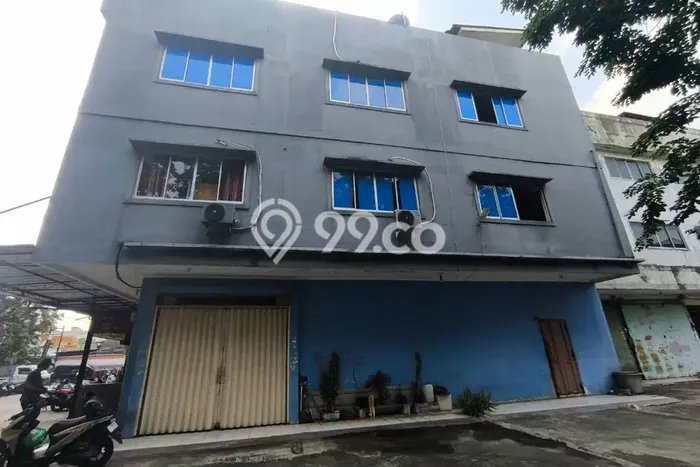 Ruko Bagus Dijual LB 228m2 Lokasi Strategis Jakarta Barat Area Cocok untuk Berbisnis Ruko Bagus Dijual LB 228m2 Lokasi Strategis Jakarta Barat Area Cocok untuk Berbisnis