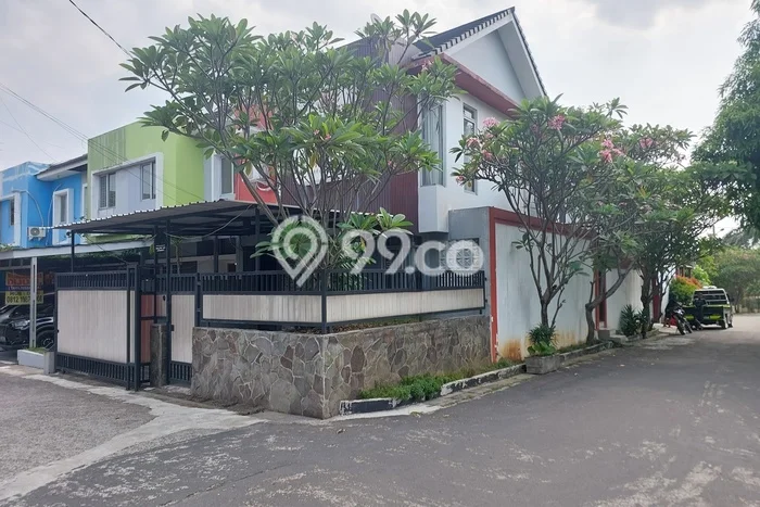 Rumah Luas Asri 3 KT Siap Huni di Sentul Bogor Rumah Luas Asri 3 KT Siap Huni di Sentul Bogor