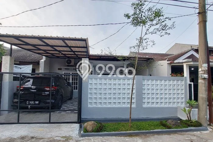 For Sale Rumah 2 Kamar Lokasi Strategis Bagus dan Strategis di Ciomas For Sale Rumah 2 Kamar Lokasi Strategis Bagus dan Strategis di Ciomas