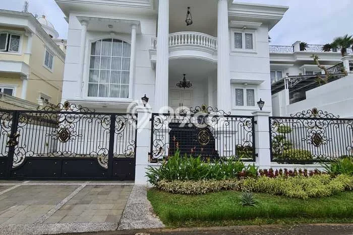 For Sale! Luxury House LT 625m2 Desain Elegan di Sentul City For Sale! Luxury House LT 625m2 Desain Elegan di Sentul City