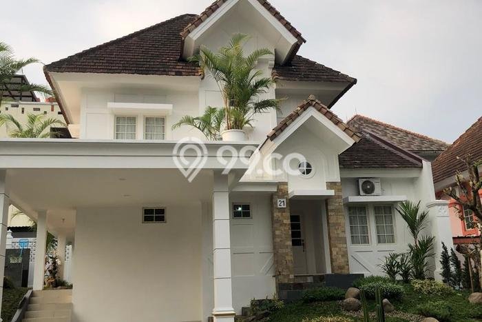 Jual Rumah Luas Megah Dengan View Cantik di Sentul City, Bogor Jual Rumah Luas Megah Dengan View Cantik di Sentul City, Bogor