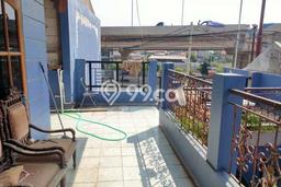 Rumah Elit Modern Tanpa Renovasi di Jatiwaringin Jakarta Timur Rumah Elit Modern Tanpa Renovasi di Jatiwaringin Jakarta Timur