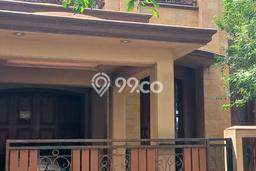 Dijual Hunian Rumah Nyaman 4 Kamar di Penggilingan, Jakarta Timur Dijual Hunian Rumah Nyaman 4 Kamar di Penggilingan, Jakarta Timur