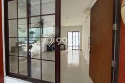 Rumah Modern Minimalis 2 KT Bisa Langsung Pindah di Cipondoh Rumah Modern Minimalis 2 KT Bisa Langsung Pindah di Cipondoh