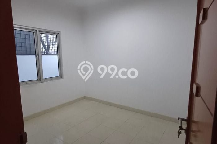 PREMIUM CHOICE! Rumah kawasan Grogol Petamburan, 5 KT, Lingkungan Strategis, LT 200m2m² LB 200m2m² PREMIUM CHOICE! Rumah kawasan Grogol Petamburan, 5 KT, Lingkungan Strategis, LT 200m2m² LB 200m2m²