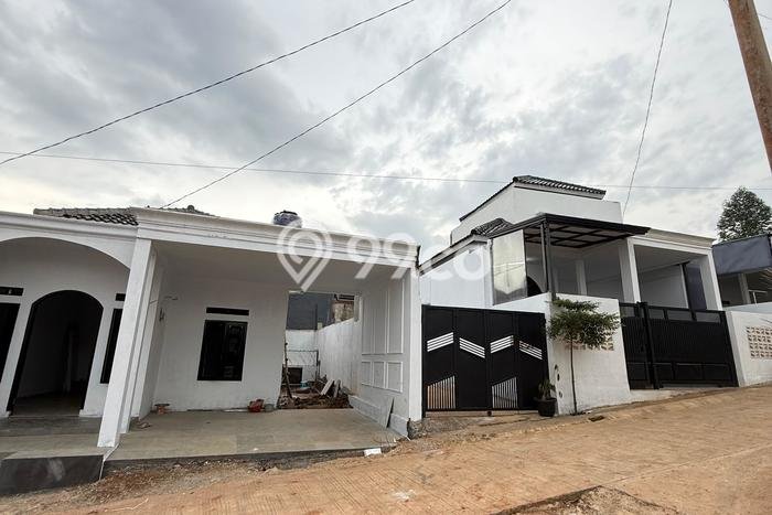 Rumah Strategis Modern Lb 50m2 di Cipayung, Depok Rumah Strategis Modern Lb 50m2 di Cipayung, Depok