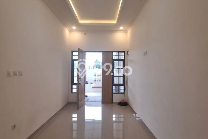 Jual Rumah Strategis Bagus Punya 2 KT di Cibinong Bogor SHM Jual Rumah Strategis Bagus Punya 2 KT di Cibinong Bogor SHM