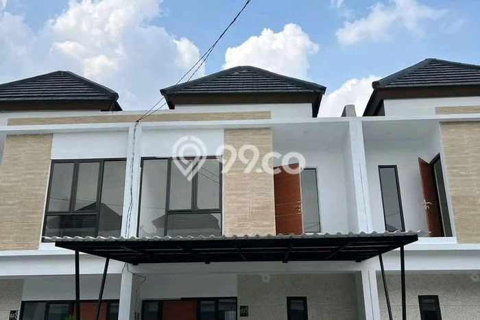Dijual Hunian Rumah Terawat 3 Kamar di Harjamukti, Depok Dijual Hunian Rumah Terawat 3 Kamar di Harjamukti, Depok