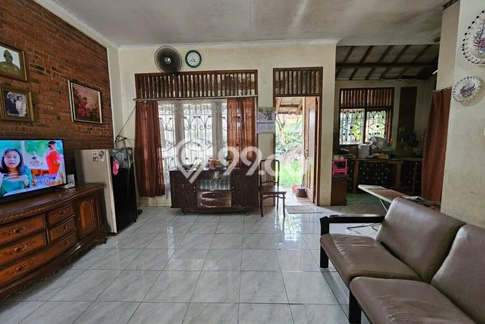 Rumah Mewah LB 96m2 Siap Huni Desain Elegan di Tanah Baru, Depok Rumah Mewah LB 96m2 Siap Huni Desain Elegan di Tanah Baru, Depok