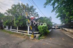 Jual Rumah Strategis Bagus Punya 4 KT di Ciputat Tangerang Selatan SHM Jual Rumah Strategis Bagus Punya 4 KT di Ciputat Tangerang Selatan SHM