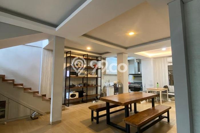 Rumah Elit Modern Tanpa Renovasi di Graha Raya Bintaro Tangerang Selatan Rumah Elit Modern Tanpa Renovasi di Graha Raya Bintaro Tangerang Selatan
