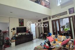 Rumah Area Strategis di Bintaro, Jakarta Selatan, Luas 180m² LB 200m² Rumah Area Strategis di Bintaro, Jakarta Selatan, Luas 180m² LB 200m²