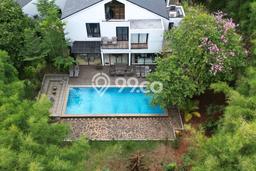 For Sale! Premium House LT 1680m2 Desain Modern di Veteran For Sale! Premium House LT 1680m2 Desain Modern di Veteran