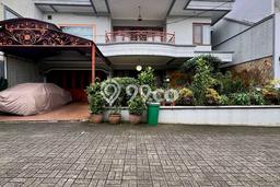 Dijual Rumah Premium dengan Fasilitas Sekitar Lengkap di Kebayoran Baru, Jakarta Selatan Dijual Rumah Premium dengan Fasilitas Sekitar Lengkap di Kebayoran Baru, Jakarta Selatan