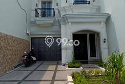 Dijual Rumah Mewah Elegan Dengan View Cantik di Permata Hijau, Jakarta Selatan Dijual Rumah Mewah Elegan Dengan View Cantik di Permata Hijau, Jakarta Selatan