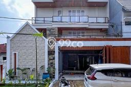 Ready to Use! Premium House LT 200m2 Desain Modern di Cinere Ready to Use! Premium House LT 200m2 Desain Modern di Cinere