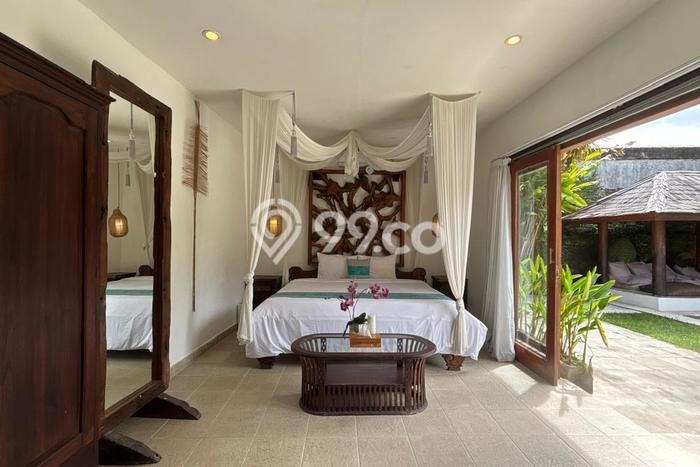 Vila Disewakan Kawasan , Area 400m2m², Lingkungan Nyaman Vila Disewakan Kawasan , Area 400m2m², Lingkungan Nyaman