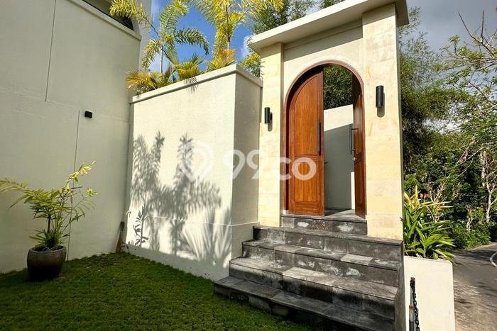 Aset Strategis! Vila Kawasan , Area 175m2m², Lokasi Strategis dengan nilai meningkat Aset Strategis! Vila Kawasan , Area 175m2m², Lokasi Strategis dengan nilai meningkat