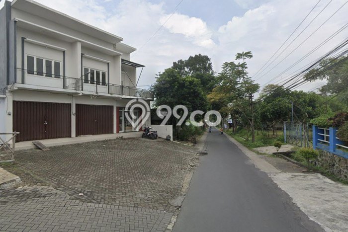 Ruko Bagus LT 60m2 LB 120m2 Dijual di Singosari Malang Ruko Bagus LT 60m2 LB 120m2 Dijual di Singosari Malang