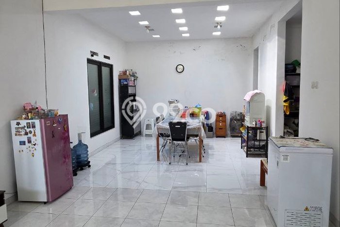Rumah Strategis Modern Lb 140m2 di Dau, Malang Rumah Strategis Modern Lb 140m2 di Dau, Malang