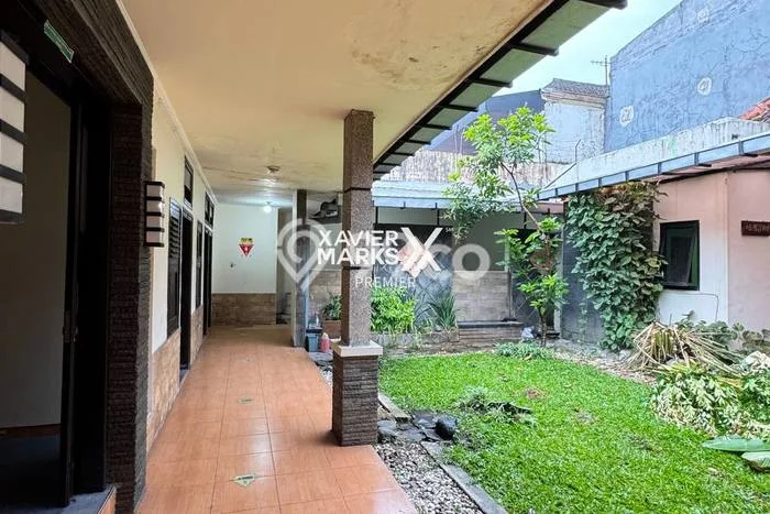Rumah Bagus Siap Pakai Di Klojen Luas 400m2 Lokasi Strategis Rumah Bagus Siap Pakai Di Klojen Luas 400m2 Lokasi Strategis