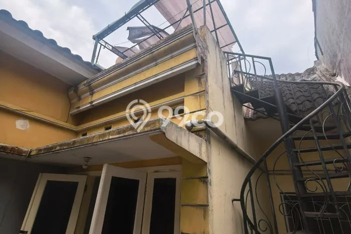 Lokasi terbaik! Rumah siap pakai disewakan di Lowokwaru LB 130m2 Lokasi terbaik! Rumah siap pakai disewakan di Lowokwaru LB 130m2
