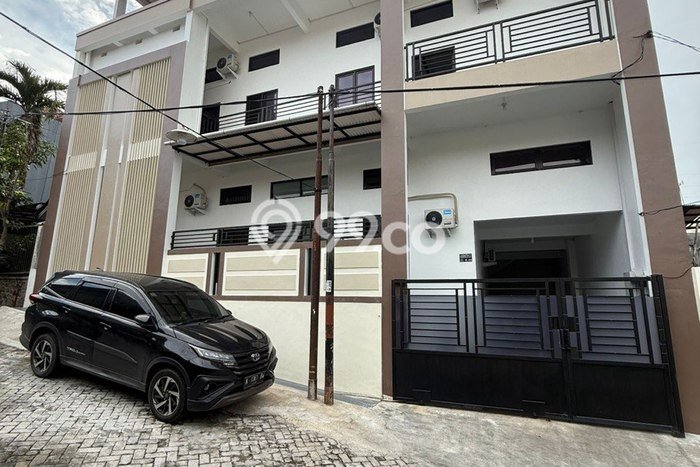 Rumah Kost untuk Dijual di Malang Kota Punya 20 Kamar Rumah Kost untuk Dijual di Malang Kota Punya 20 Kamar