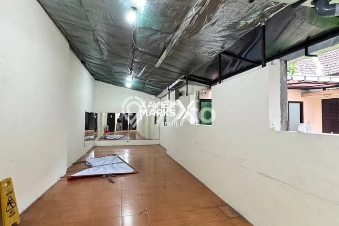 Rumah Bagus Siap Pakai Di Klojen Luas 400m2 Lokasi Strategis Rumah Bagus Siap Pakai Di Klojen Luas 400m2 Lokasi Strategis
