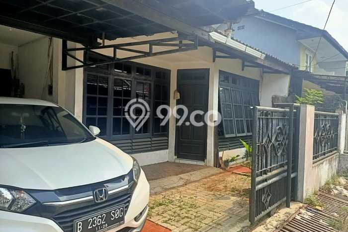 Jual Rumah Strategis Bagus Punya 5 KT di Ciputat Tangerang Selatan SHM Jual Rumah Strategis Bagus Punya 5 KT di Ciputat Tangerang Selatan SHM