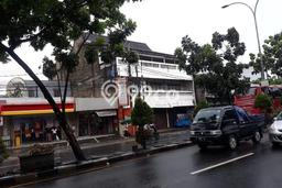 Ruko Dijual di Ciputat Tangerang Selatan dengan Luas Bangunan 900m2 Ruko Dijual di Ciputat Tangerang Selatan dengan Luas Bangunan 900m2