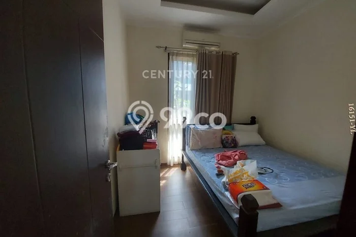 Dijual Rumah Strategis Bagus Punya 4 KT di Ciledug Tangerang SHM Dijual Rumah Strategis Bagus Punya 4 KT di Ciledug Tangerang SHM
