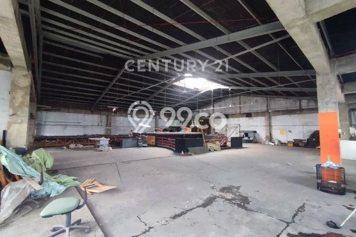 Ruko Dijual di Sukajadi Bandung dengan Luas Bangunan 1700m2 Ruko Dijual di Sukajadi Bandung dengan Luas Bangunan 1700m2