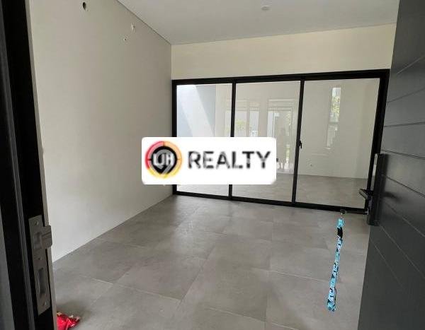 For Sale! Luxury House LT 84m2 Desain Modern di BSD City For Sale! Luxury House LT 84m2 Desain Modern di BSD City