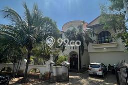 Rumah Luxury Modern Tanpa Renovasi di Pantai Mutiara Jakarta Utara Rumah Luxury Modern Tanpa Renovasi di Pantai Mutiara Jakarta Utara