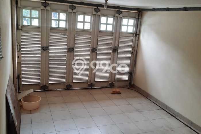Rumah Disewakan Jakarta Utara LT 190m2 LB 258m2 Area Pantai Indah Kapuk Rumah Disewakan Jakarta Utara LT 190m2 LB 258m2 Area Pantai Indah Kapuk