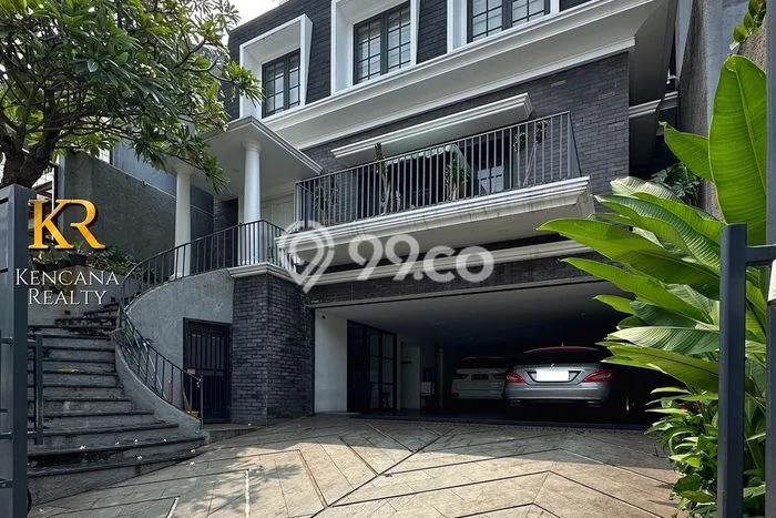 Rumah Eksklusif Dijual LT 208m2 di Kebayoran Baru, Jakarta Selatan Rumah Eksklusif Dijual LT 208m2 di Kebayoran Baru, Jakarta Selatan