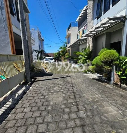 Rumah Asri area Jimbaran, 2 KM, Area Tenang, Luas 104m² Bangunan 110m² Rumah Asri area Jimbaran, 2 KM, Area Tenang, Luas 104m² Bangunan 110m²