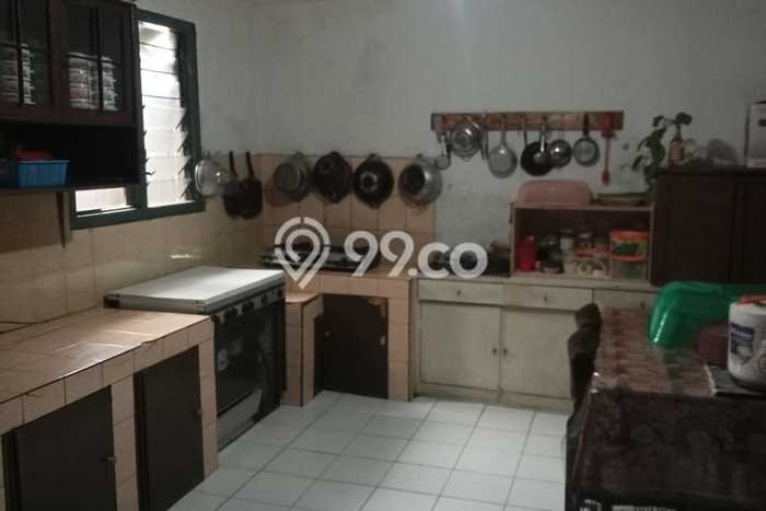 Rumah 8 Kamar Tidur Akses Strategis di Burangrang, Dekat Pusat Kota, Bandung Rumah 8 Kamar Tidur Akses Strategis di Burangrang, Dekat Pusat Kota, Bandung
