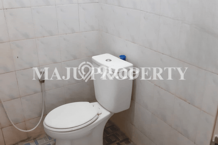 For Sale Hunian Rumah Terawat 2 KT di Raffles Hills, Jakarta Timur For Sale Hunian Rumah Terawat 2 KT di Raffles Hills, Jakarta Timur