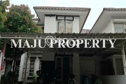Dijual Hunian Rumah Terawat 3 KT di Legenda Wisata, Jakarta Timur Dijual Hunian Rumah Terawat 3 KT di Legenda Wisata, Jakarta Timur