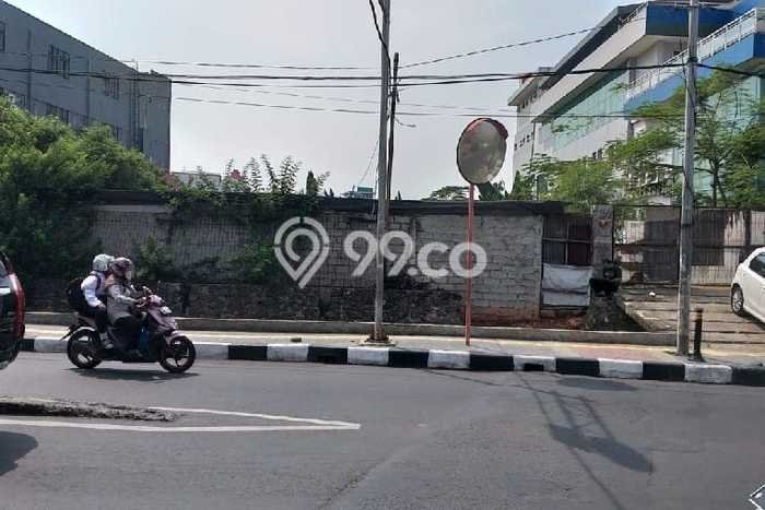 Tanah Dijual di Jakarta Timur Seluas 1152m2 Strategis Tanah Dijual di Jakarta Timur Seluas 1152m2 Strategis